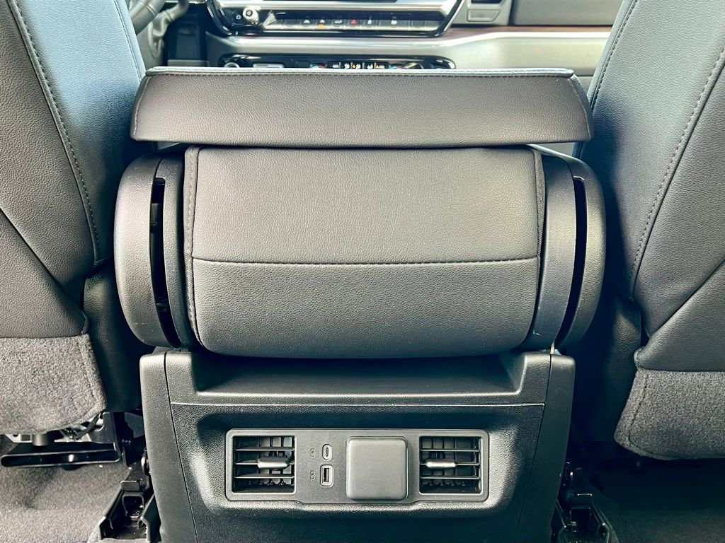 Used 2025 GMC Sierra 1500 SLT image 24