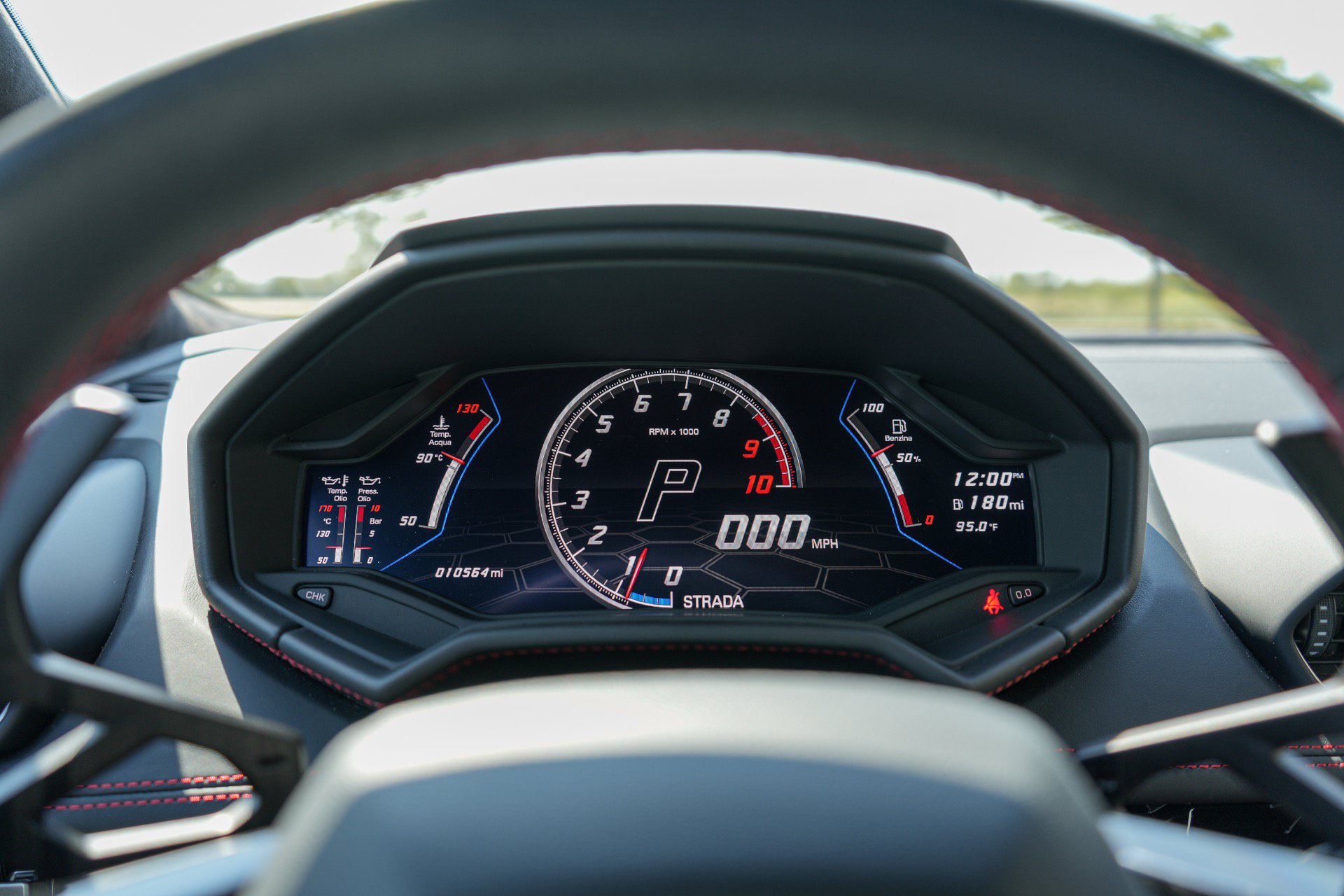 Used 2020 Lamborghini Huracan EVO AWD/4WD image 21