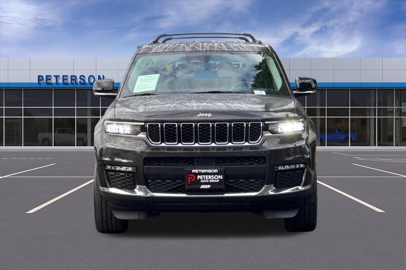 Used 2021 Jeep Grand Cherokee L Limited AWD/4WD image 9