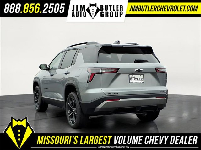 New 2026 Chevrolet Equinox LT image 2