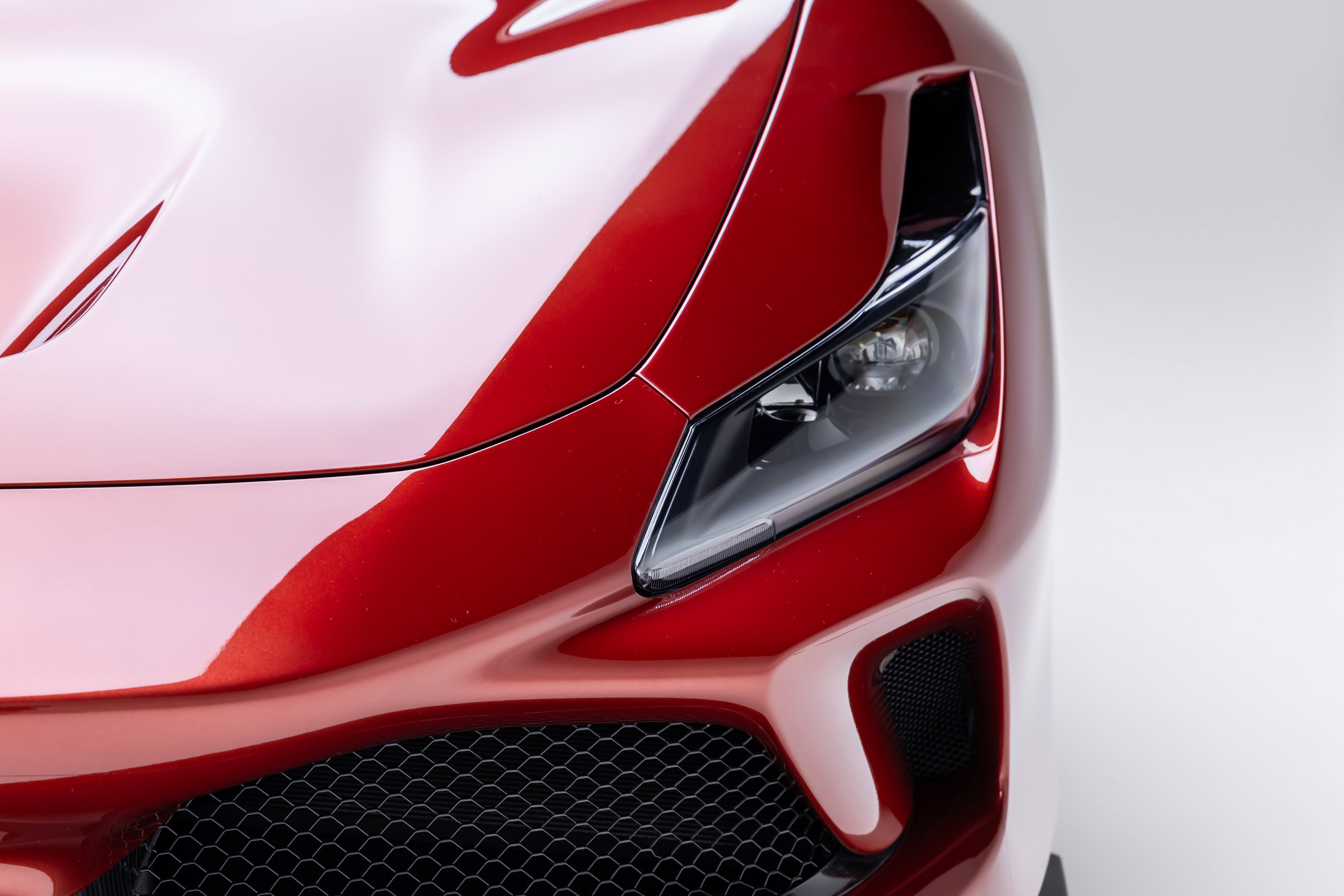 Certified 2022 Ferrari F8 Tributo RWD image 28