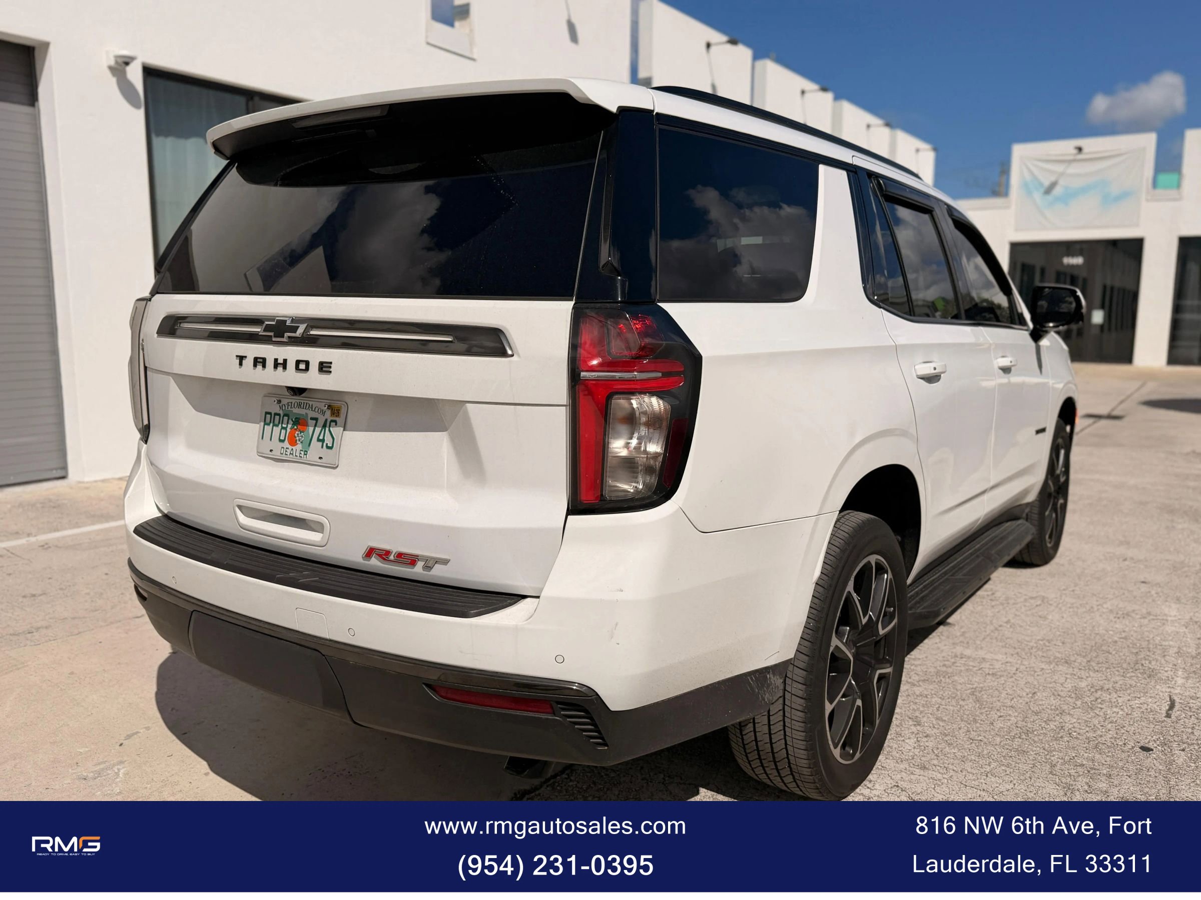 Used 2022 Chevrolet Tahoe RST w/ Luxury Package AWD/4WD image 6