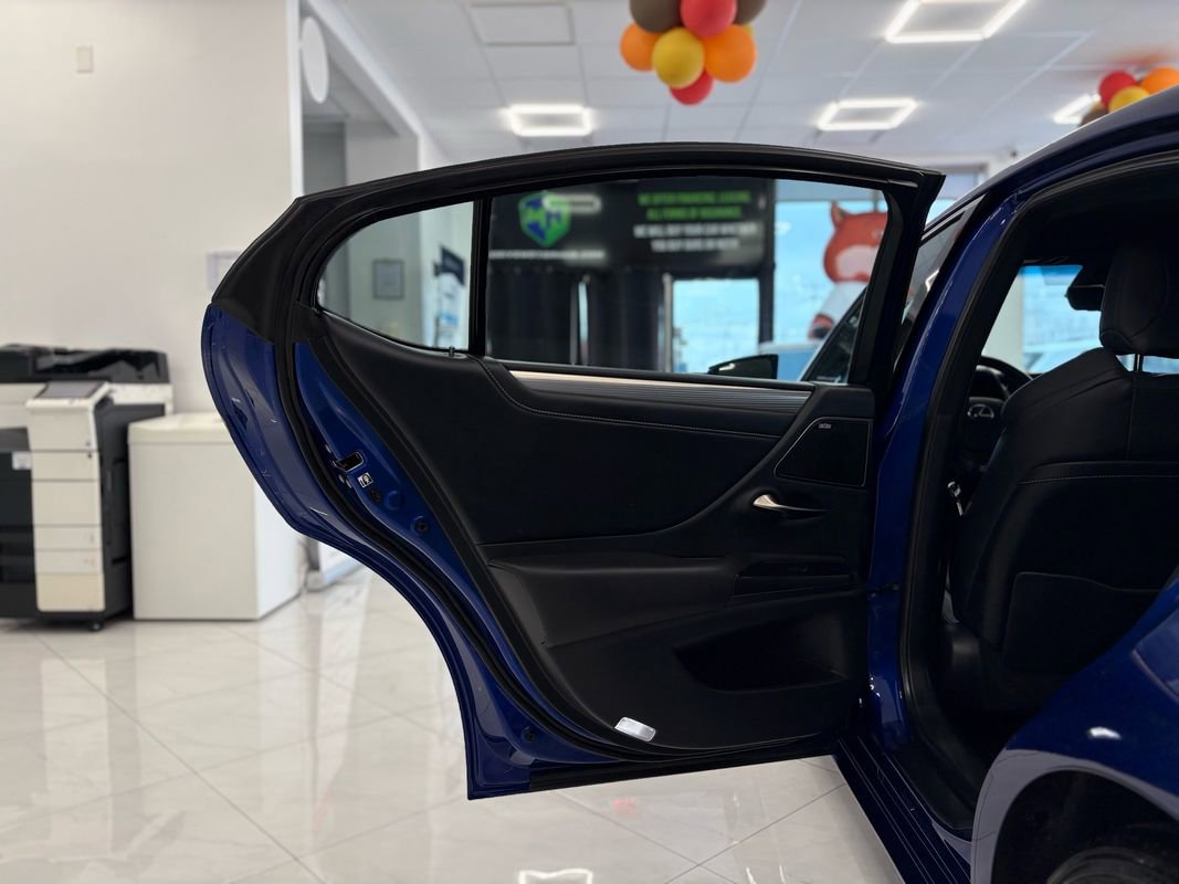 Used 2020 Lexus ES 350 F Sport image 38