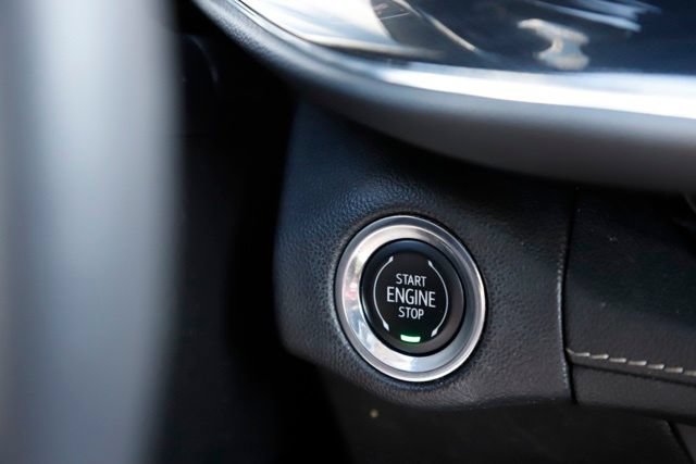 Used 2022 Buick Envision Preferred AWD/4WD image 21