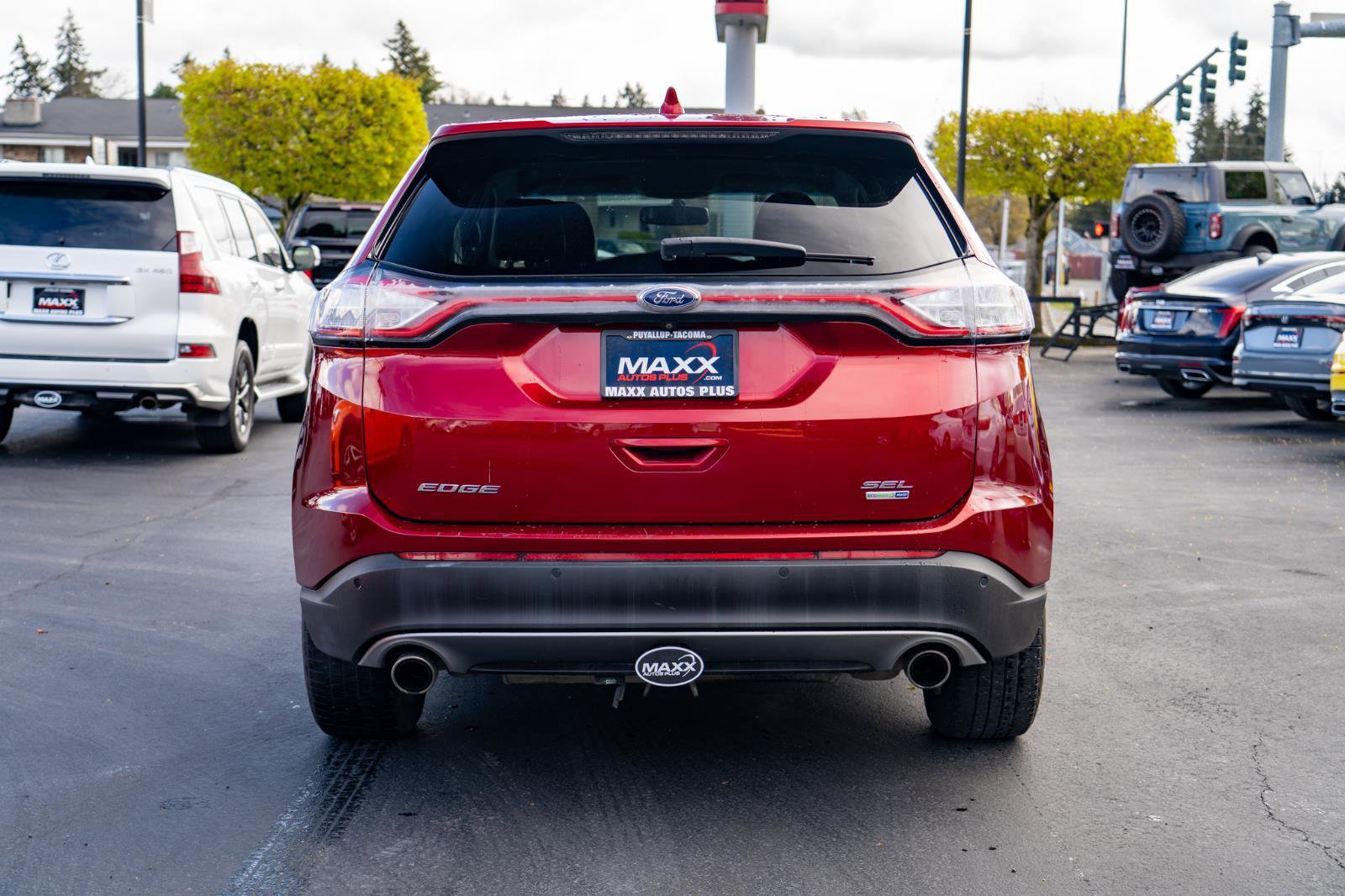 Used 2018 Ford Edge SEL w/ Equipment Group 201A AWD/4WD image 12