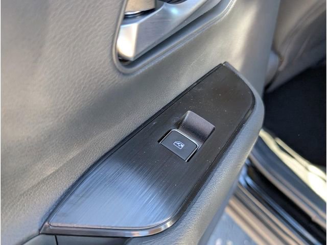 New 2026 Nissan Kicks SR image 13