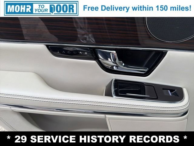 Used 2012 Jaguar XJ image 30