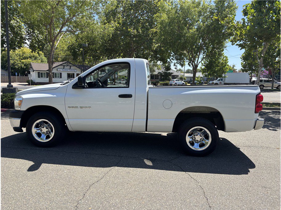 Used 2007 Dodge Ram 1500 Truck ST w/ V6 Value Group RWD image 4
