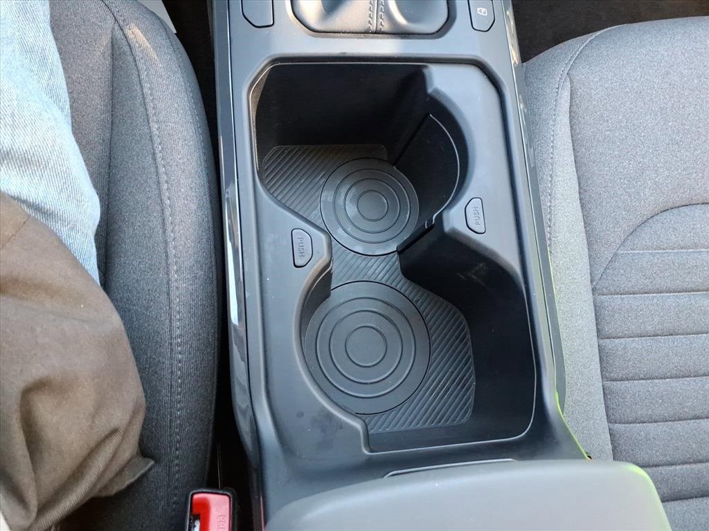 Used 2025 Kia K4 EX image 13