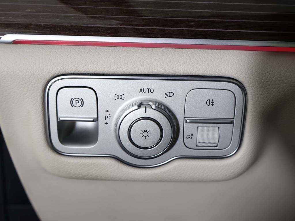 Used 2021 Mercedes-Benz GLS 450 GLS 450 image 49