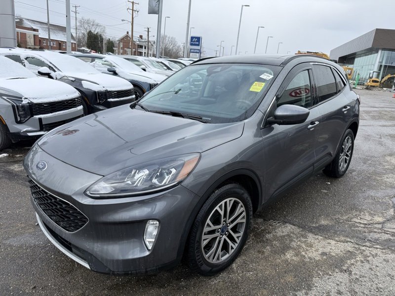 Used 2021 Ford Escape SEL w/ Technology Package image 3