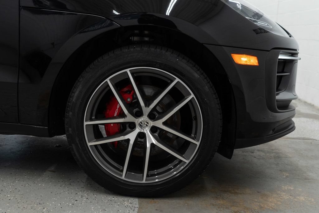 Used 2023 Porsche Macan S AWD/4WD image 36