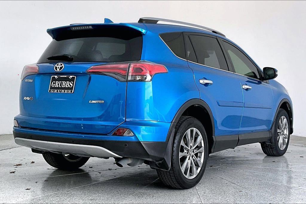 Used 2017 Toyota RAV4 Limited image 15