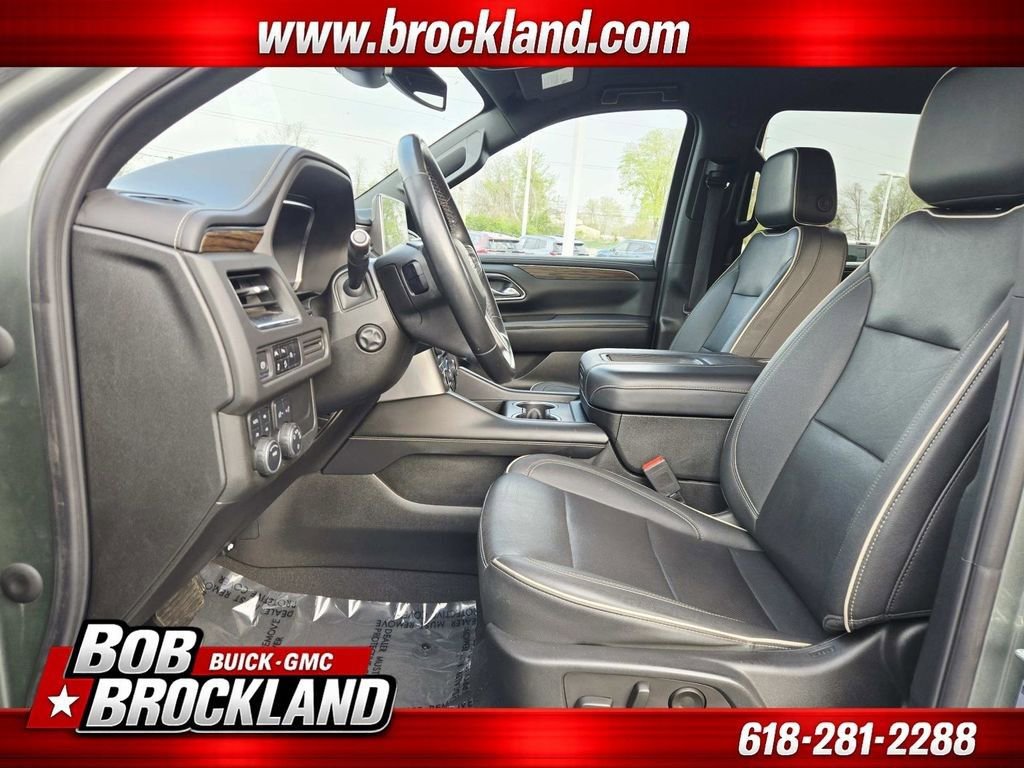 Used 2023 Chevrolet Suburban Premier AWD/4WD image 11
