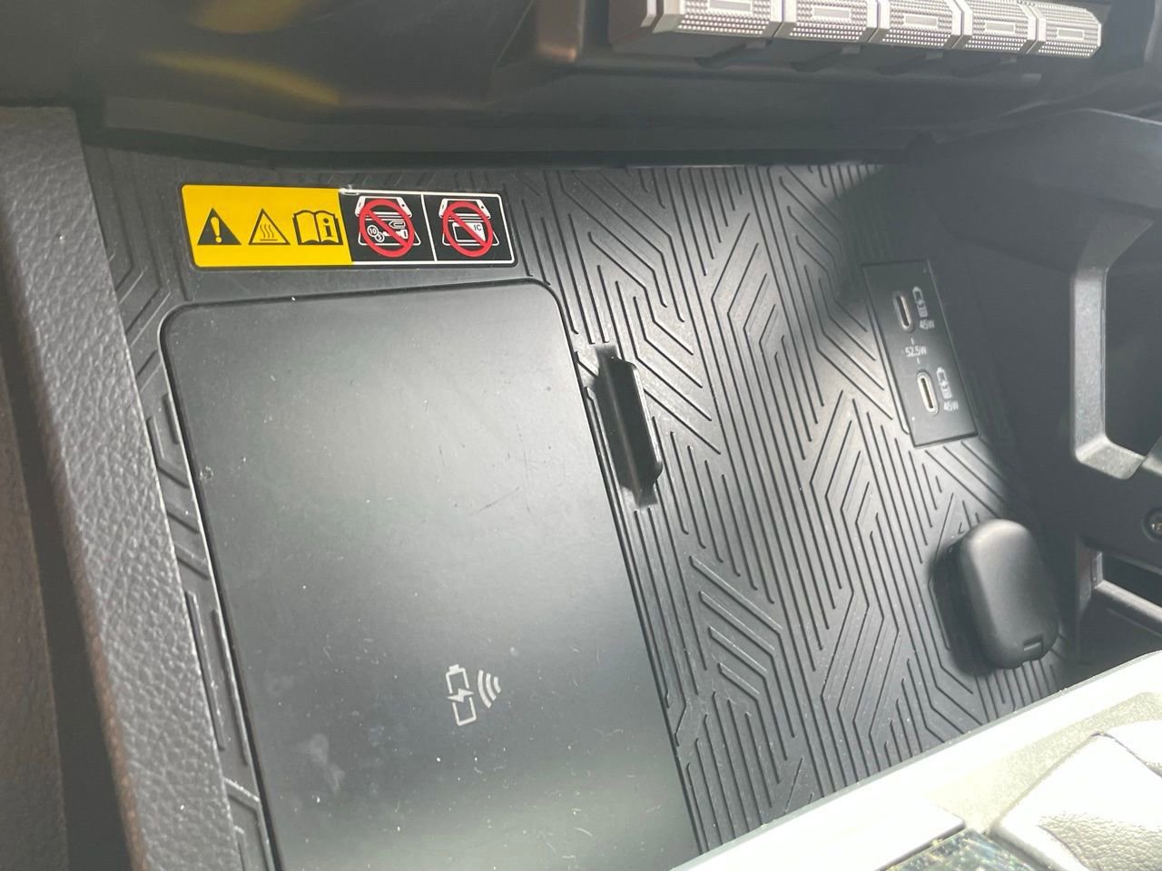 Used 2024 Toyota Tacoma SR5 image 9