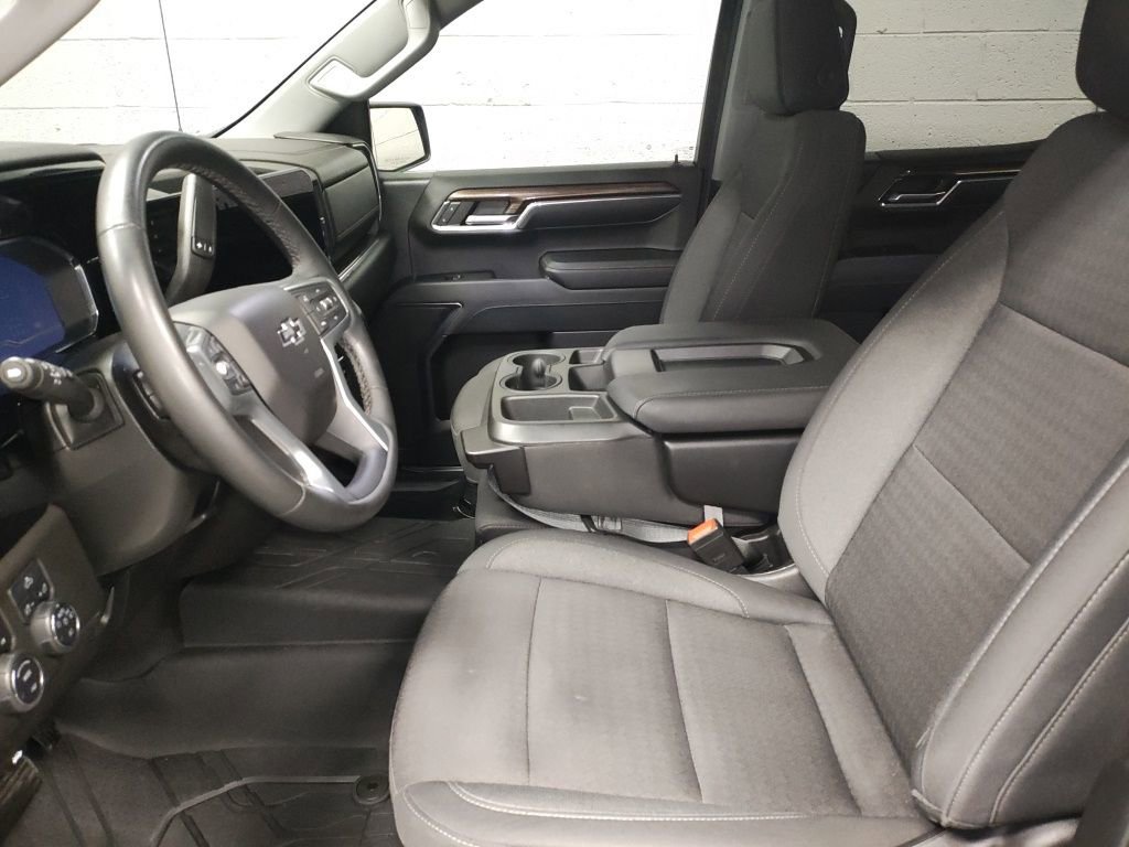 Used 2024 Chevrolet Silverado 1500 RST w/ Protection Package AWD/4WD image 22