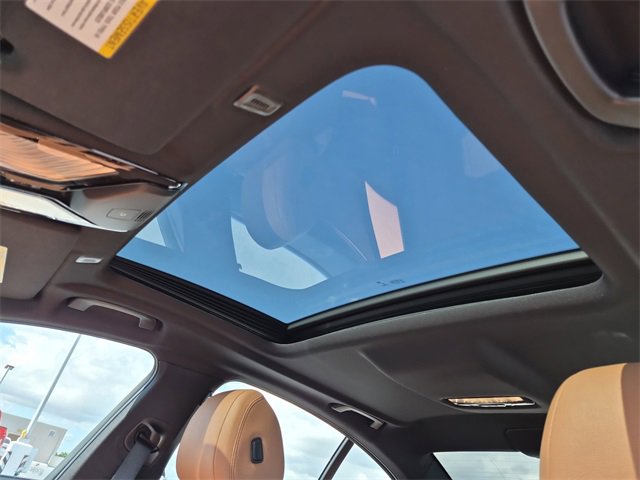 Used 2019 BMW 540i xDrive w/ Convenience Package image 18