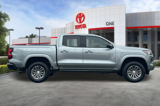 Used 2024 Chevrolet Colorado LT w/ LT Convenience Package RWD image 3
