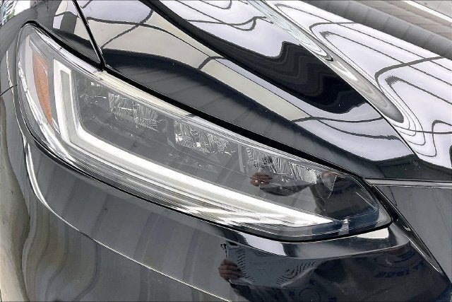 Certified 2025 Honda HR-V EX-L image 26