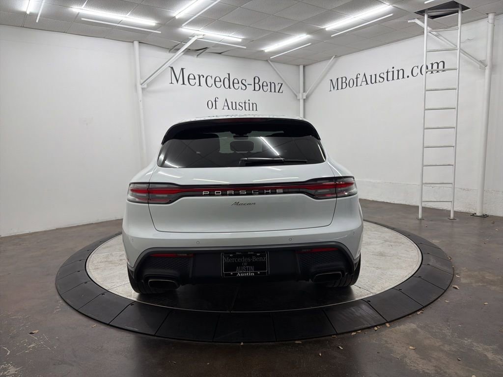 Used 2022 Porsche Macan image 6