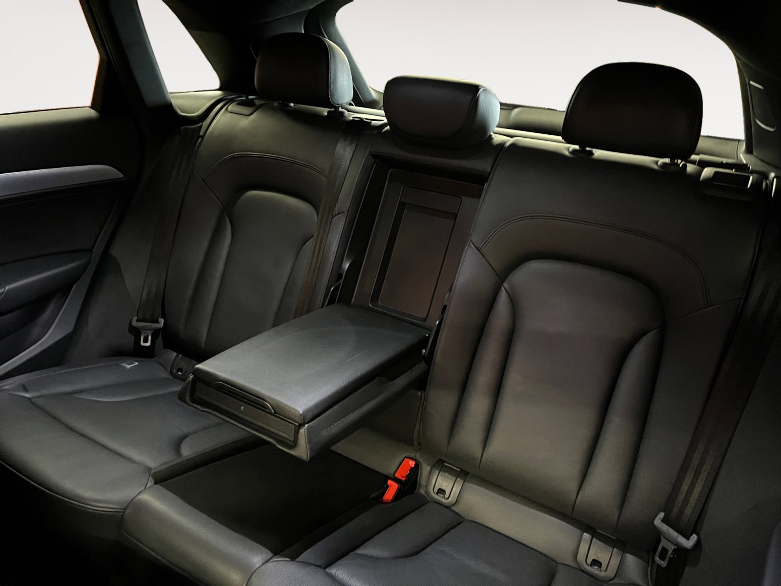 Used 2018 Audi Q3 2.0T Premium w/ Convenience Package image 15