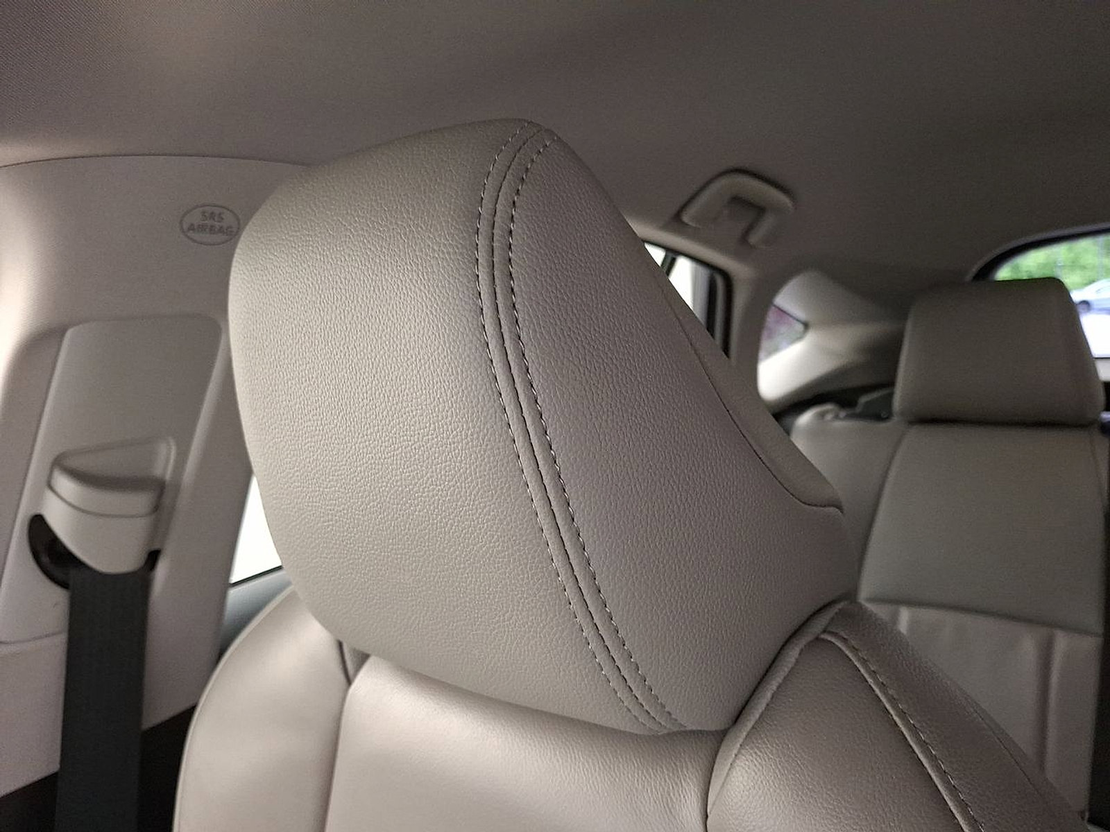 Certified 2022 Toyota Venza LE AWD/4WD image 21