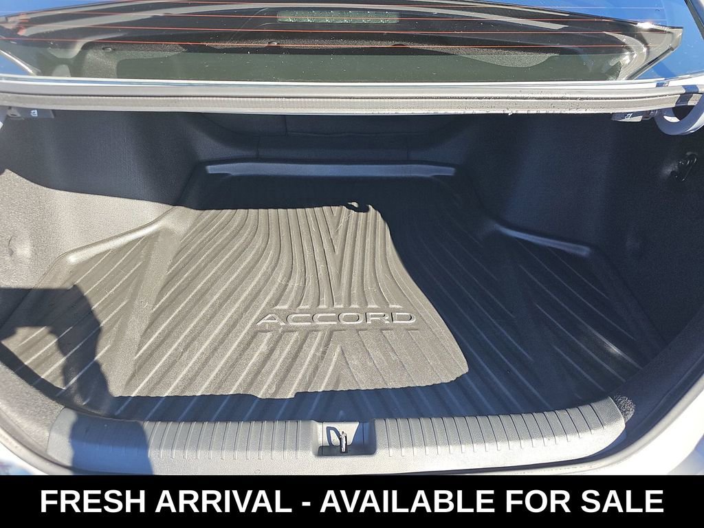 Used 2025 Honda Accord SE image 15