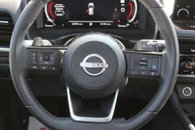 Used 2023 Nissan Rogue Platinum w/ Platinum Premium Package AWD/4WD image 13