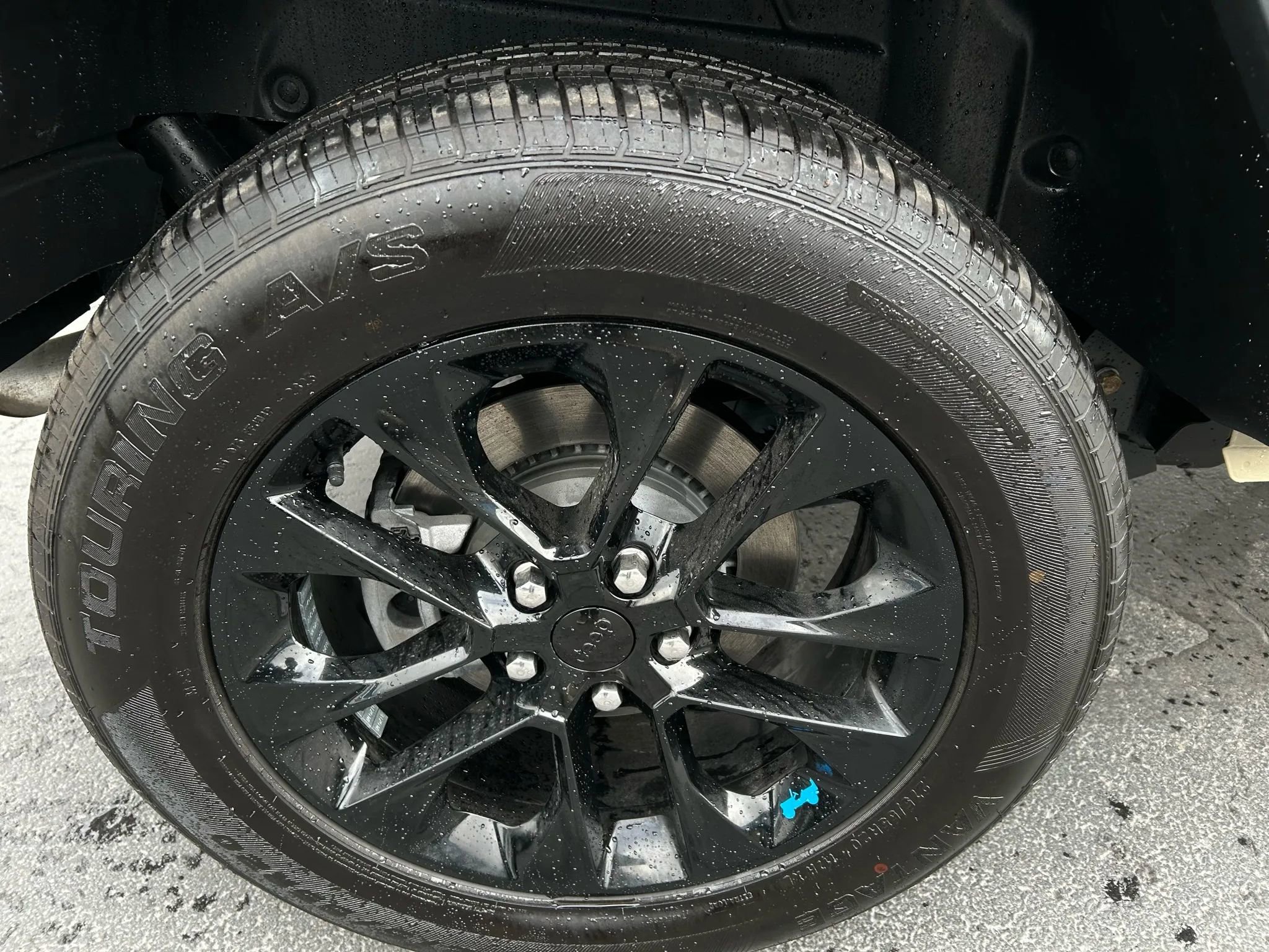 Used 2022 Jeep Wrangler Unlimited Sahara w/ Cold Weather Group image 28