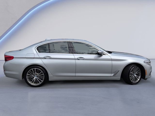 Used 2018 BMW 540i 540i image 3