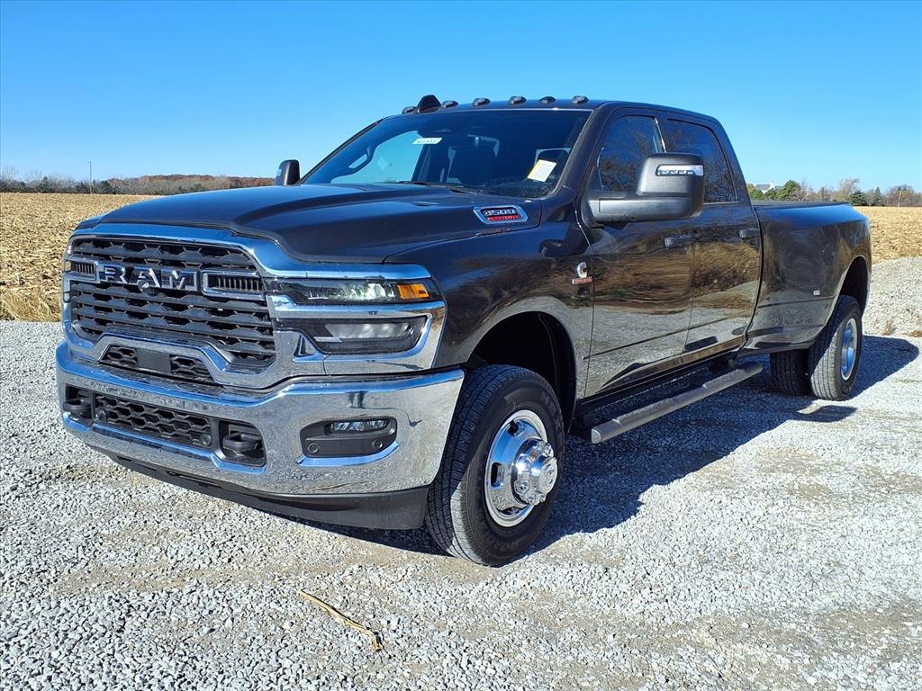 New 2026 RAM 3500 Tradesman image 27