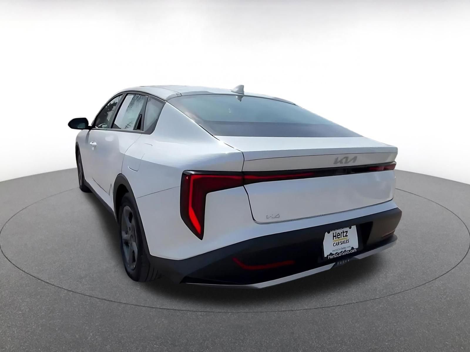 Used 2025 Kia K4 FWD image 11