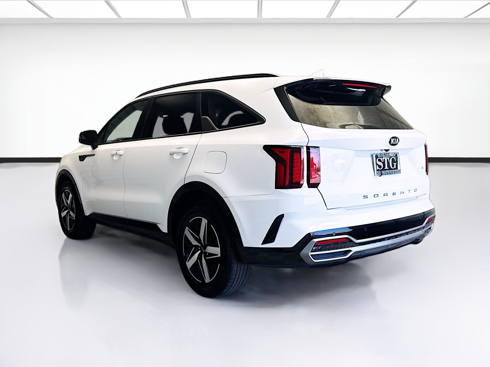 Used 2021 Kia Sorento S FWD image 6