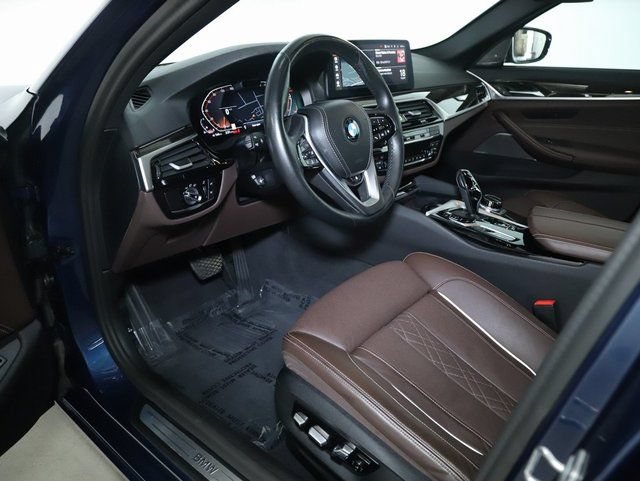 Used 2023 BMW 540i xDrive AWD/4WD image 17