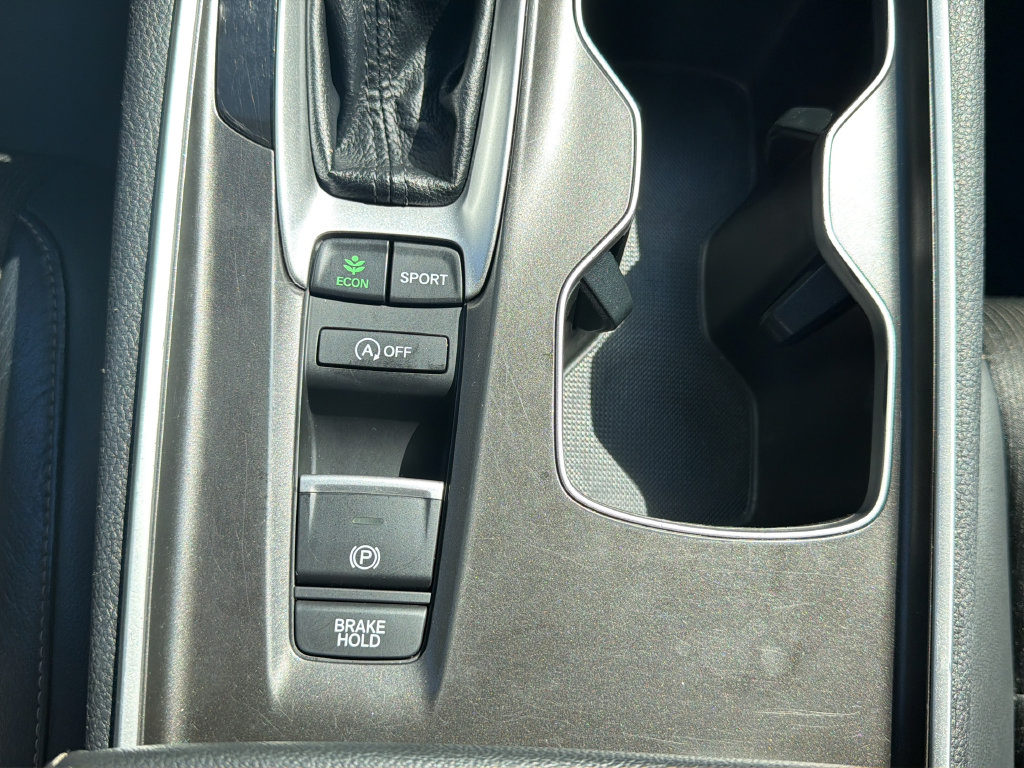 Used 2022 Honda Accord Sport image 28