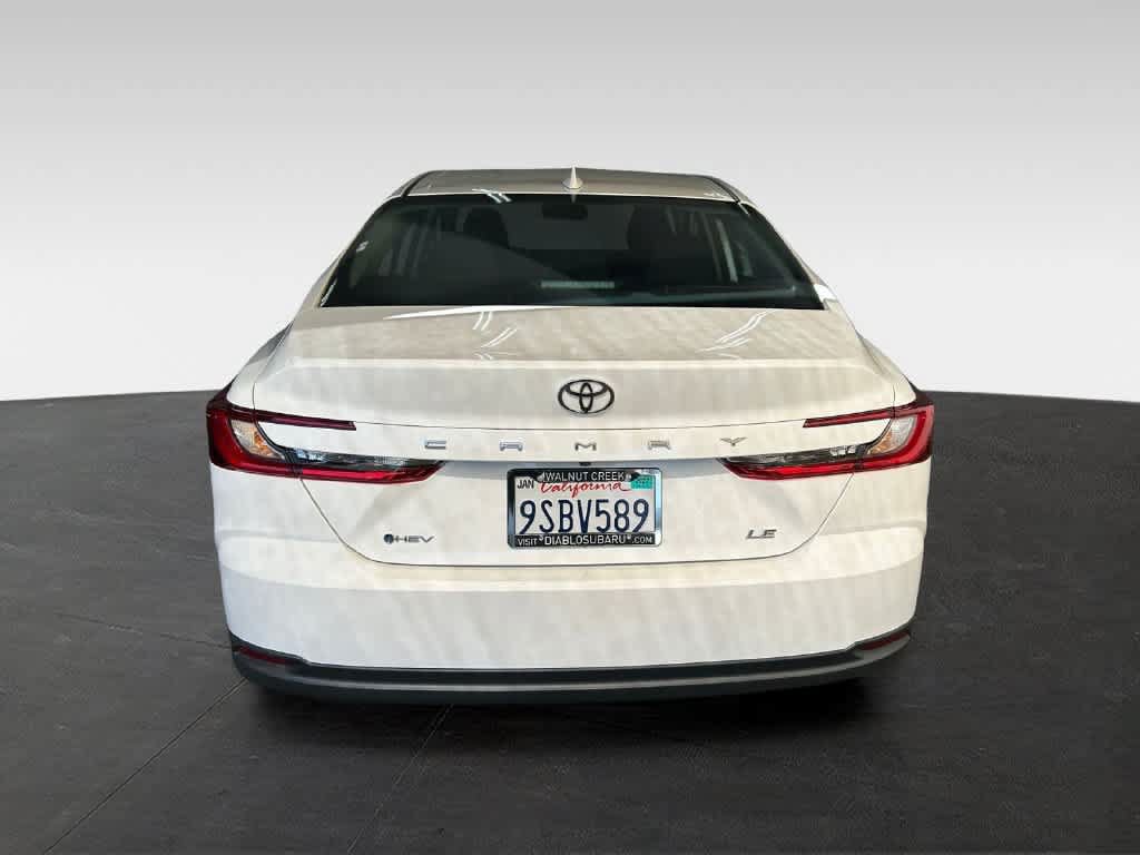 Used 2025 Toyota Camry LE w/ Convenience Package FWD image 5