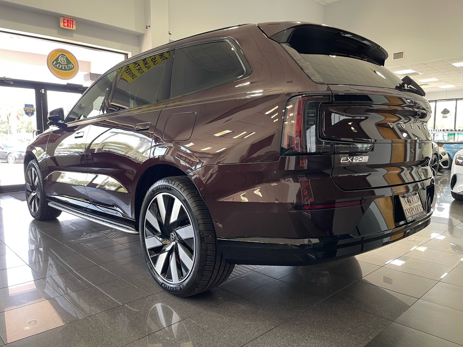 Used 2025 Volvo EX90 Ultra AWD/4WD image 3