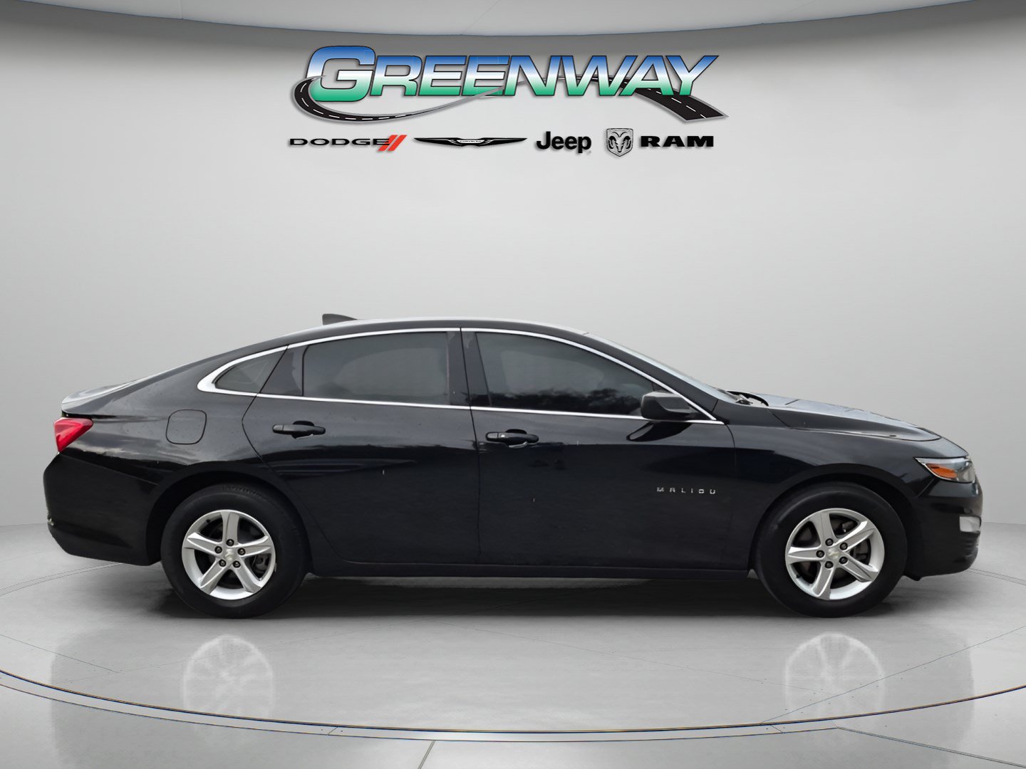 Used 2024 Chevrolet Malibu LS FWD image 5