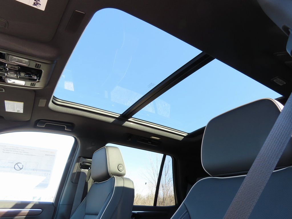 New 2026 Chevrolet Tahoe Premier w/ Sun And Tow Package image 7