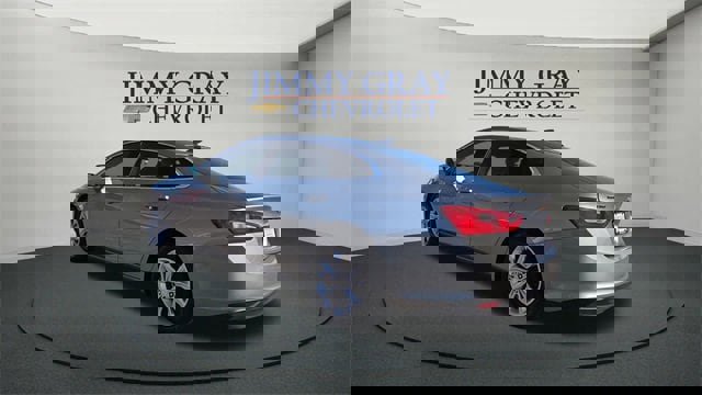 Used 2024 Chevrolet Malibu LT image 5