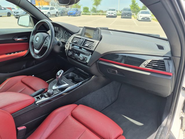 Used 2017 BMW 230i Convertible RWD image 21