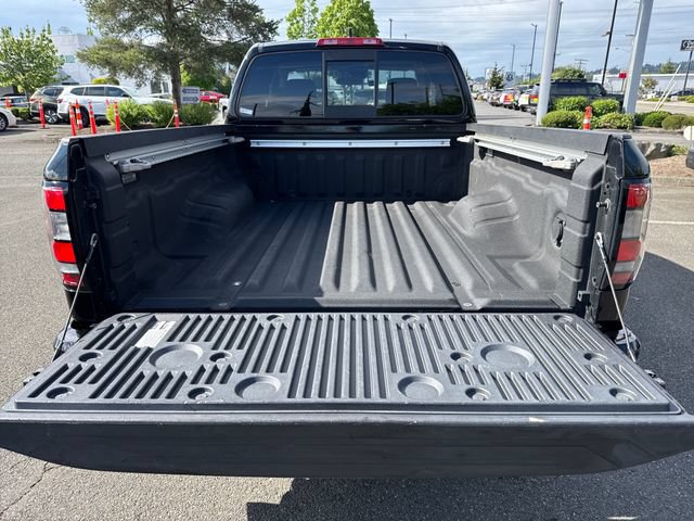 Used 2022 Nissan Frontier SV AWD/4WD image 12