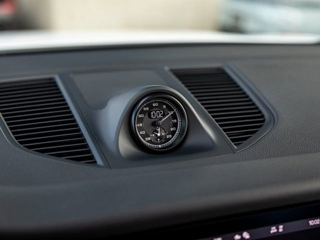 Certified 2025 Porsche Macan S image 55