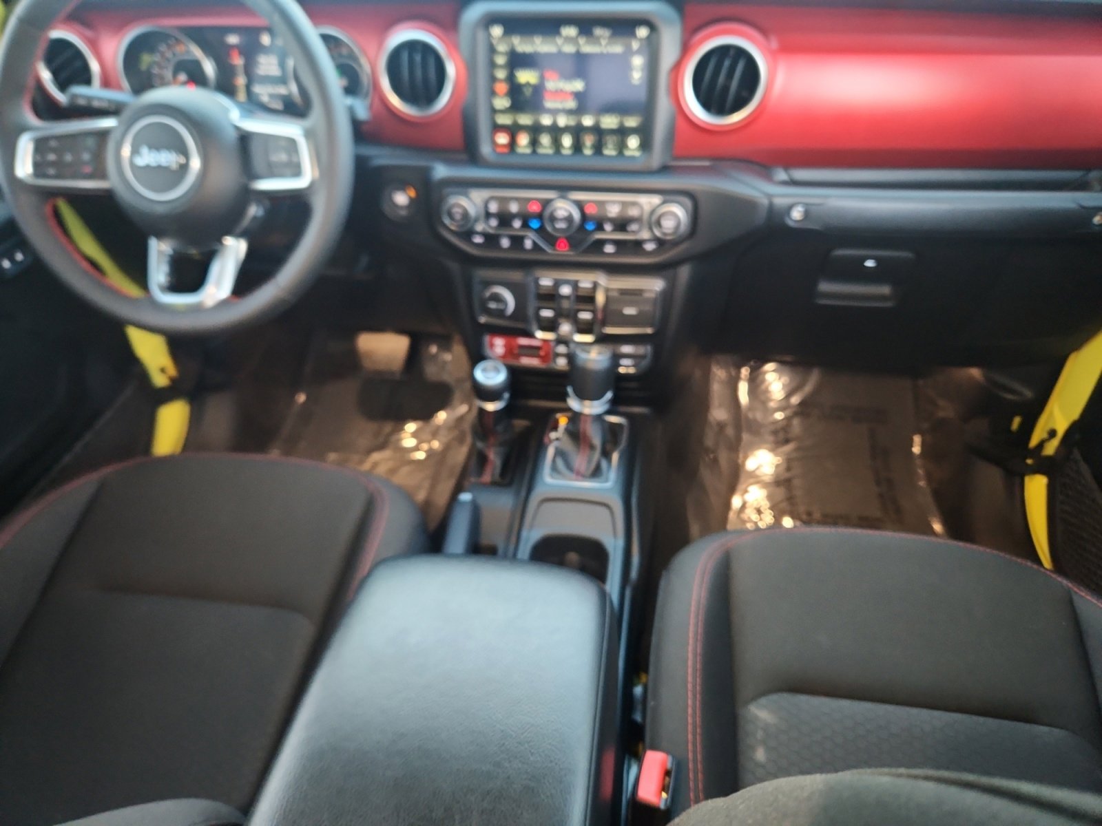 Used 2023 Jeep Gladiator Rubicon w/ Cold Weather Group image 21