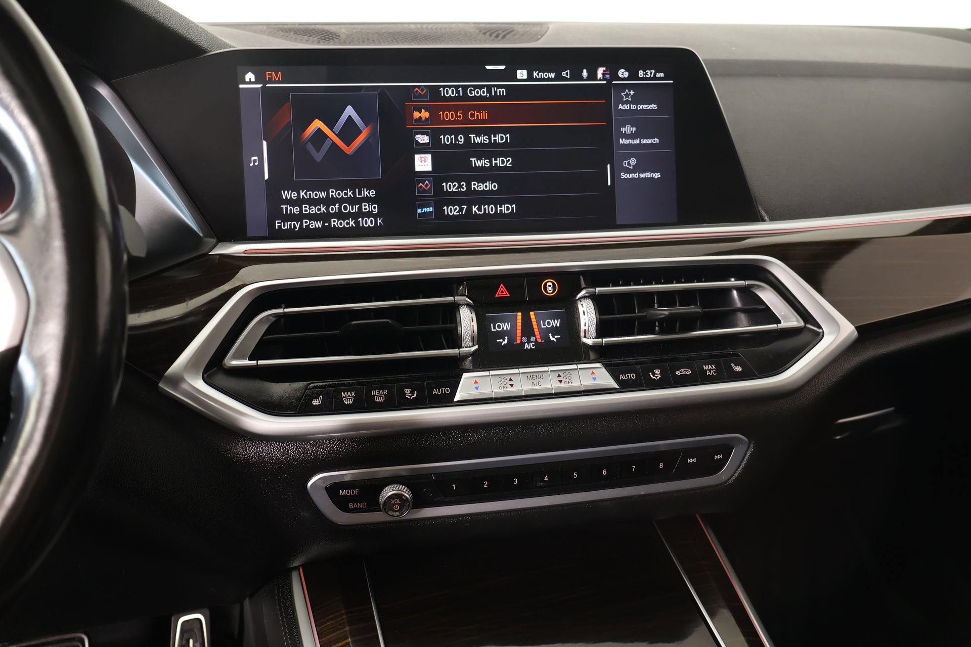 Used 2019 BMW X5 xDrive40i w/ M Sport Package AWD/4WD image 5