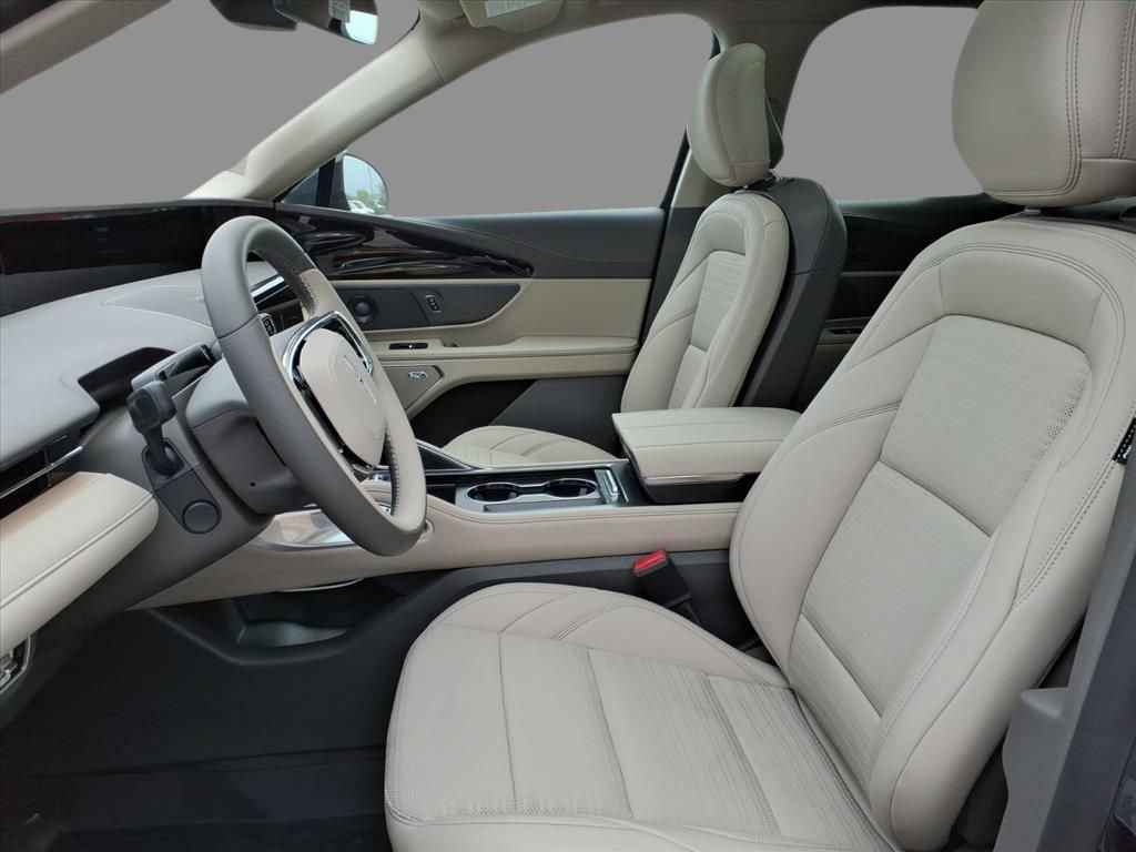 New 2025 Lincoln Nautilus Reserve w/ Jet Appearance Package AWD/4WD image 5