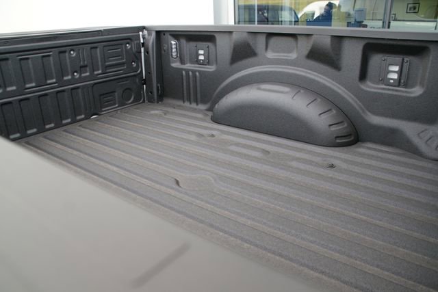 New 2026 Ford F350 XLT w/ XLT Premium Package AWD/4WD image 13