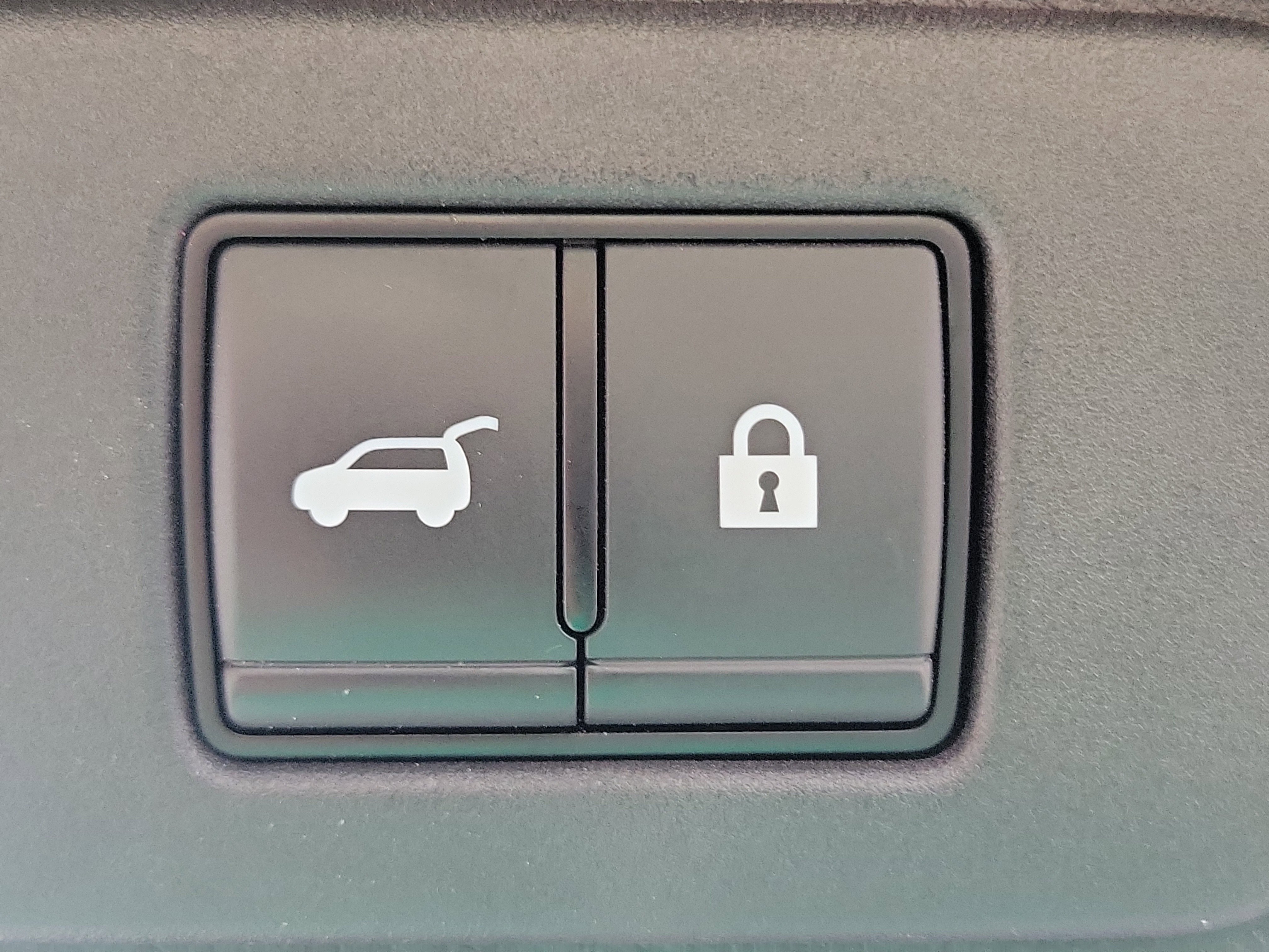 Used 2023 Nissan Rogue SV w/ SV Premium Package image 26