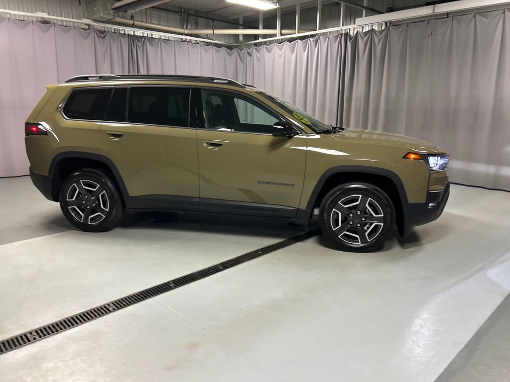 New 2026 Jeep Cherokee Laredo AWD/4WD image 8