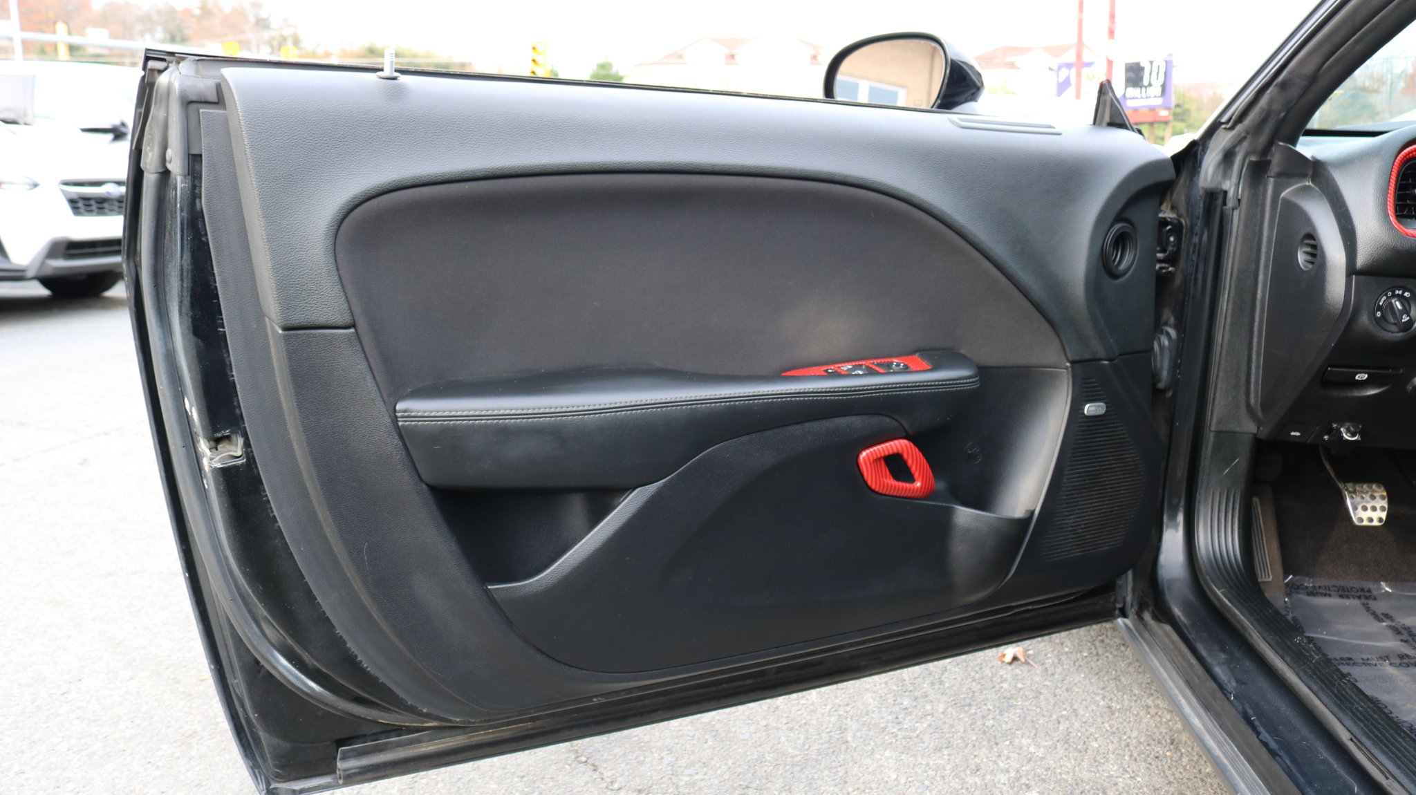 Used 2016 Dodge Challenger R/T w/ Blacktop Package image 9